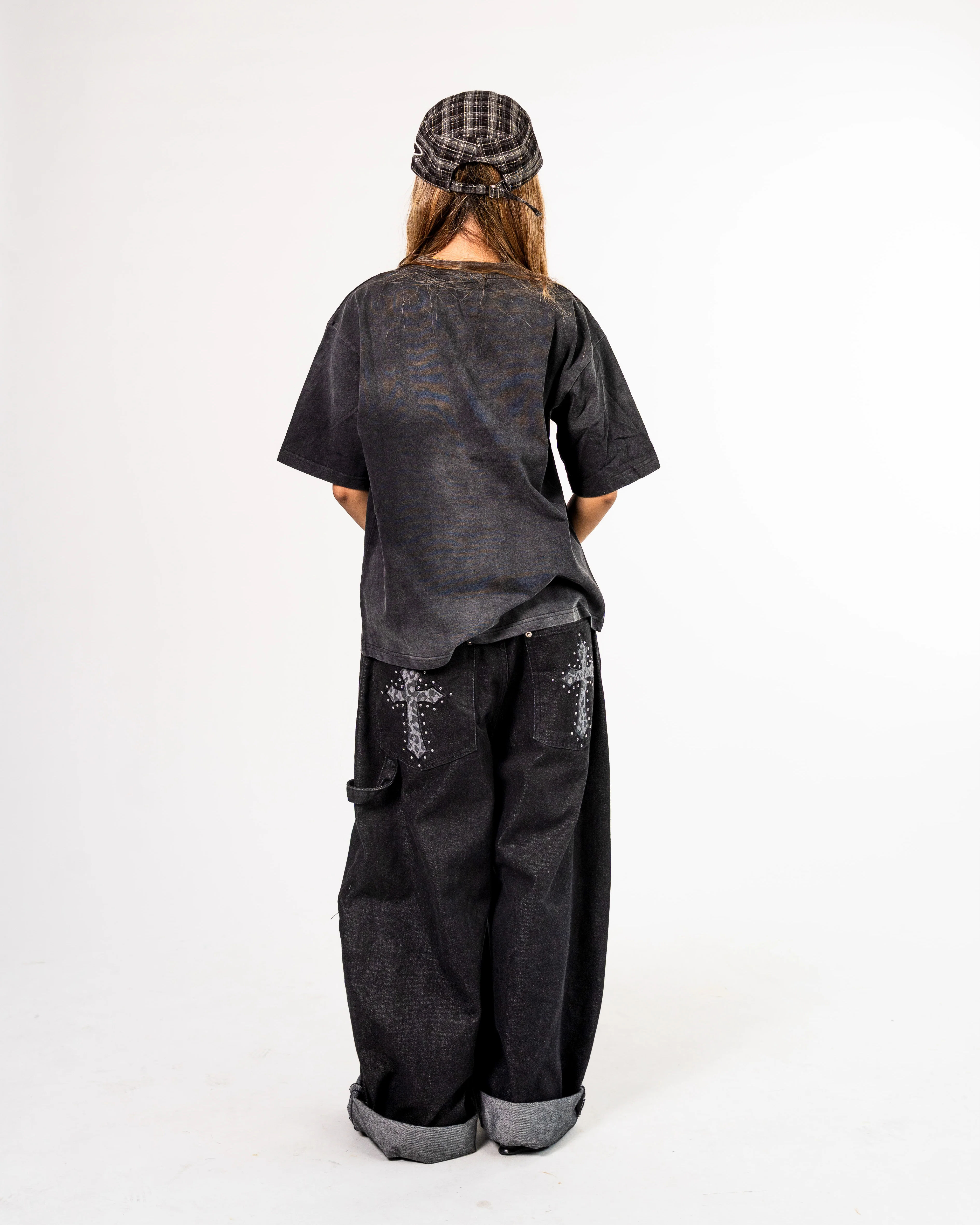 Boxy Cropped Tee in Sun Faded Black - Image 7