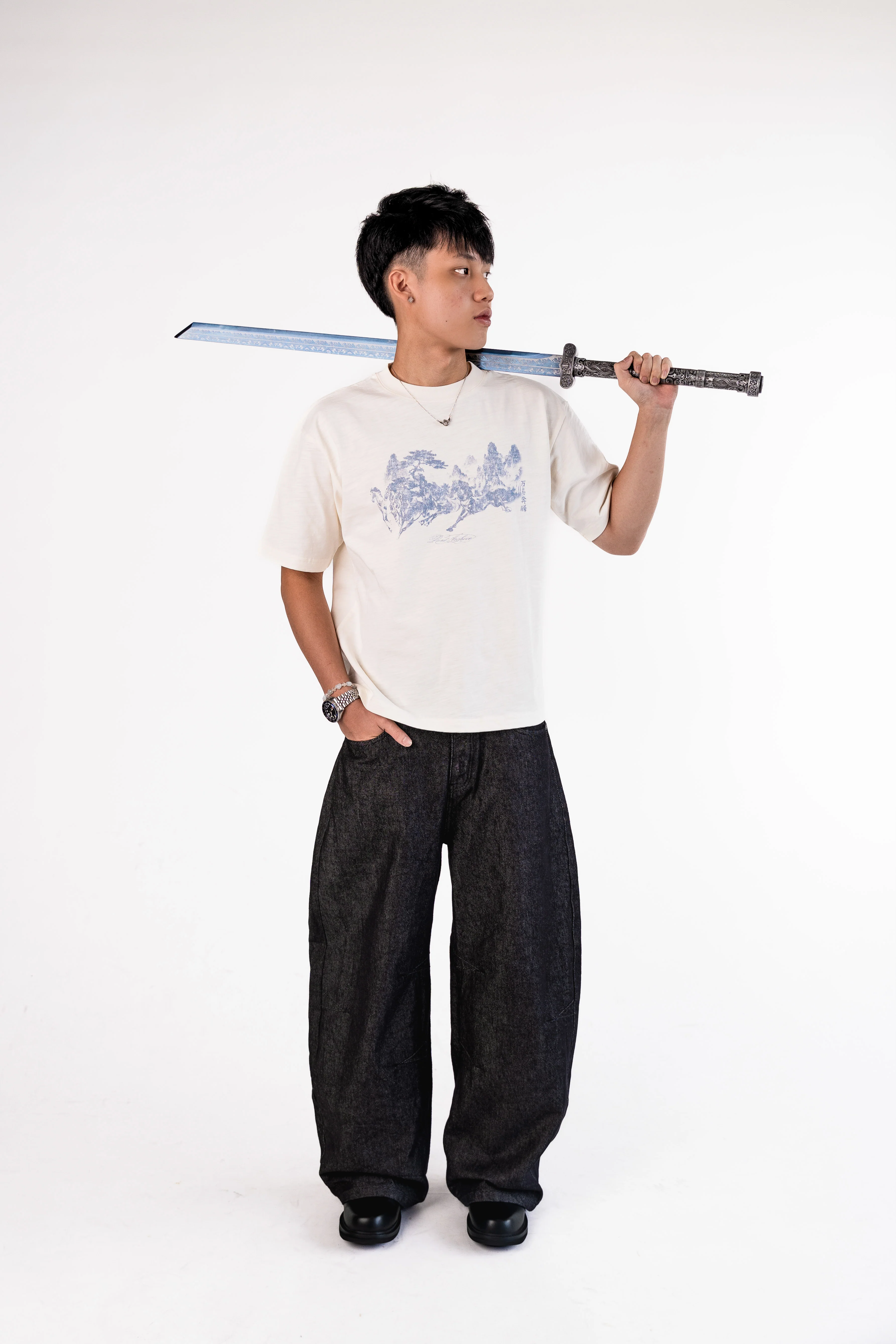 Raw Denim Baggy Jeans "Year of the Horse" Edition - Black - Image 4