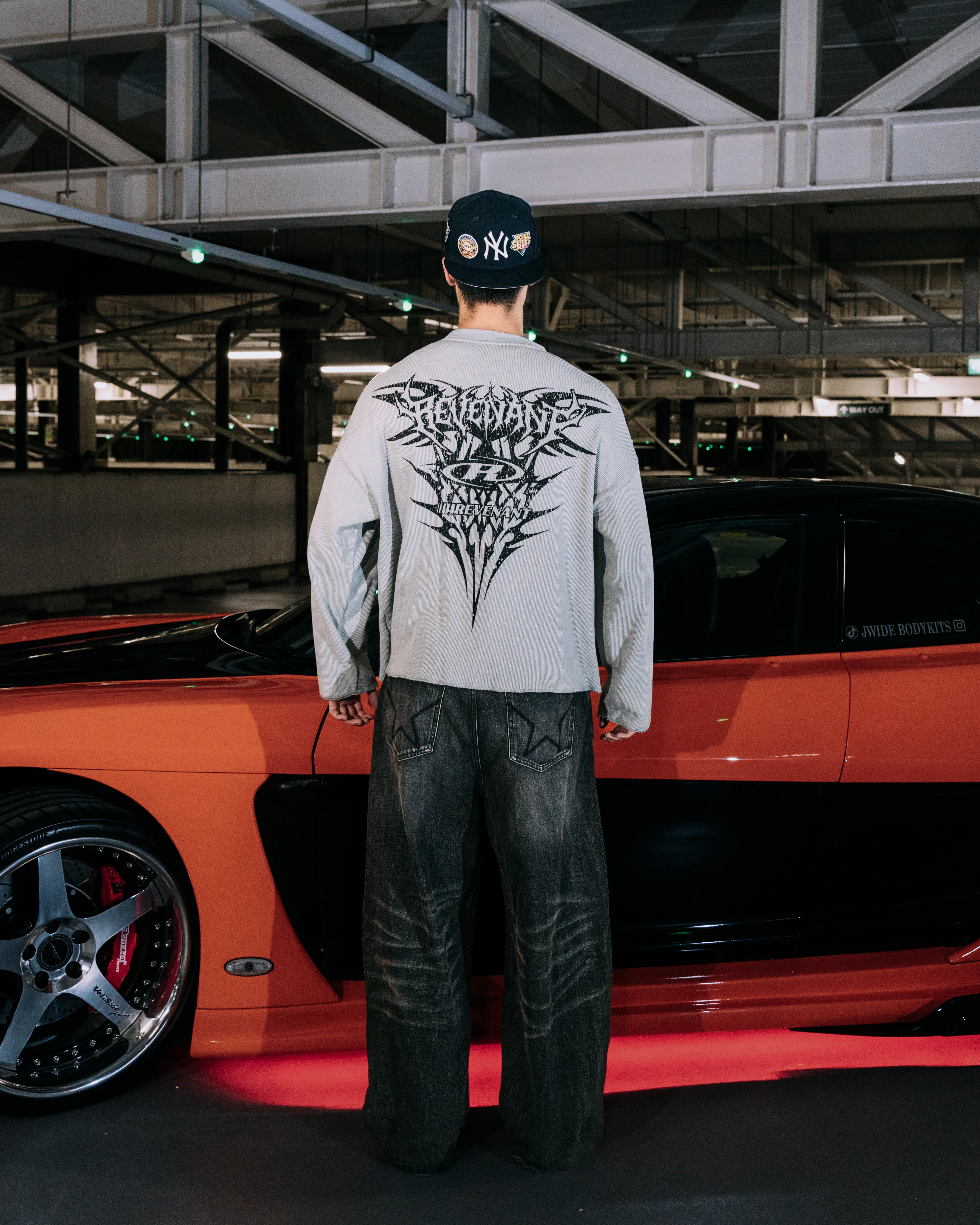 REVENANT Drift Team Tribal Thermal Long Sleeve in Grey - Image 7